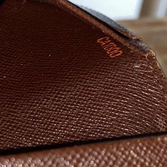 Louis Vuitton - Damier Ebene Snap Wallet - Picture 16 of 16